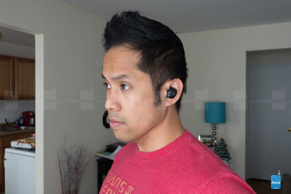true evo  wireless earphones