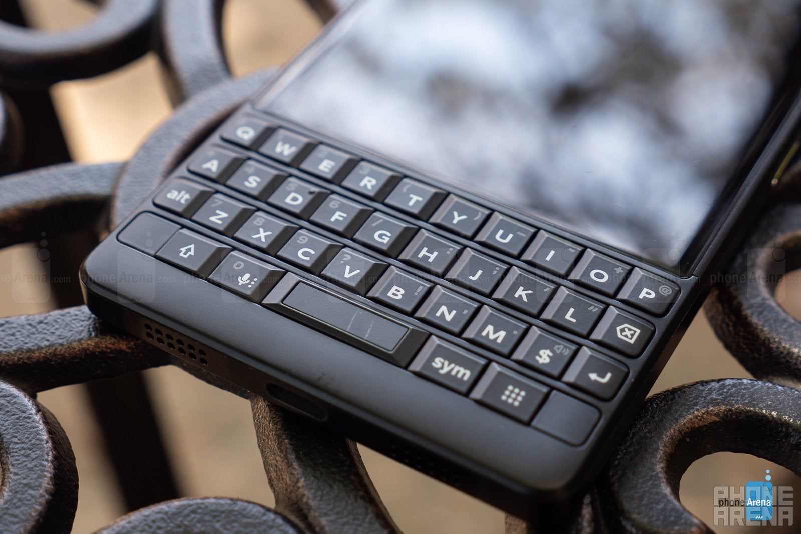 BlackBerry KEY2 Review