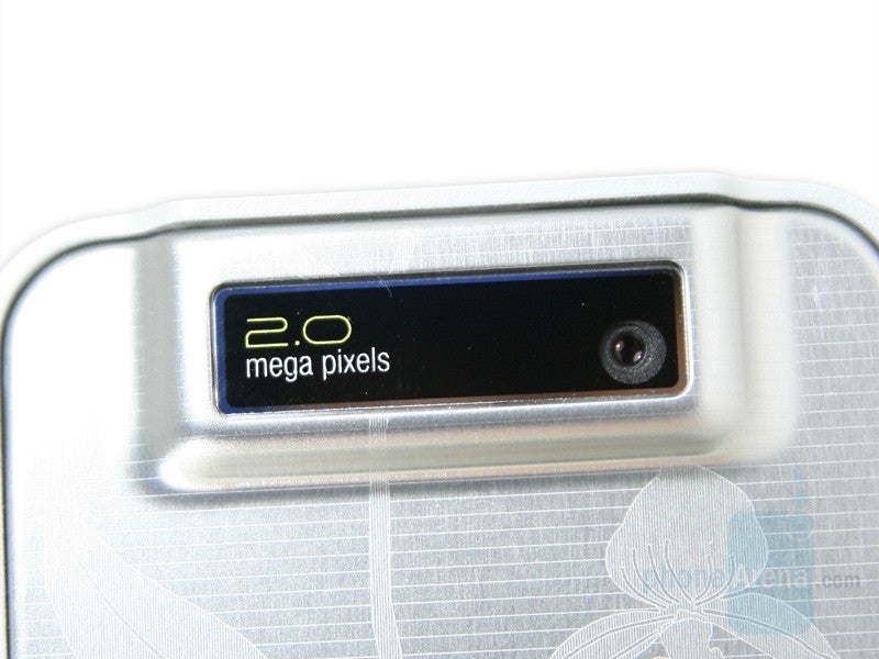 2 Megapixel camera lens - Sony Ericsson S500 Review
