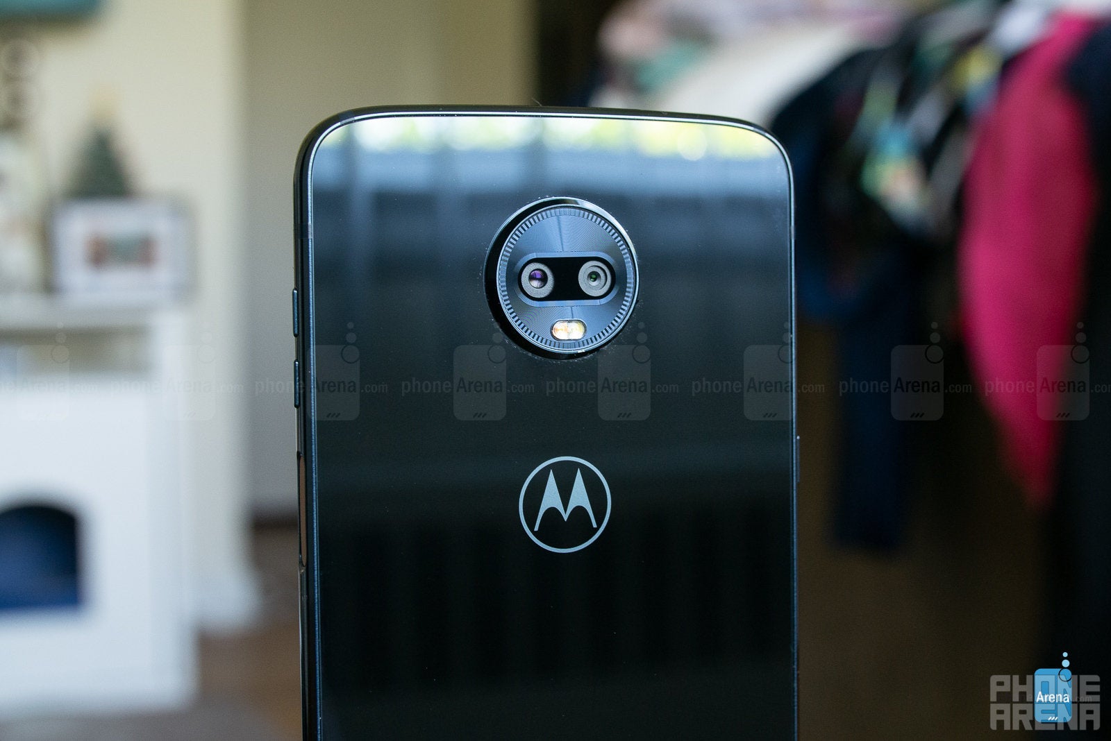 Motorola Moto Z3 Play Review
