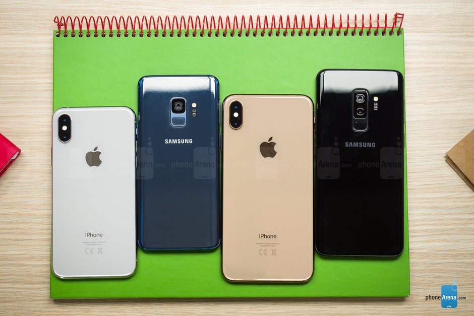 Apple Iphone Xs Max Vs Samsung Galaxy S9 S9 Phonearena