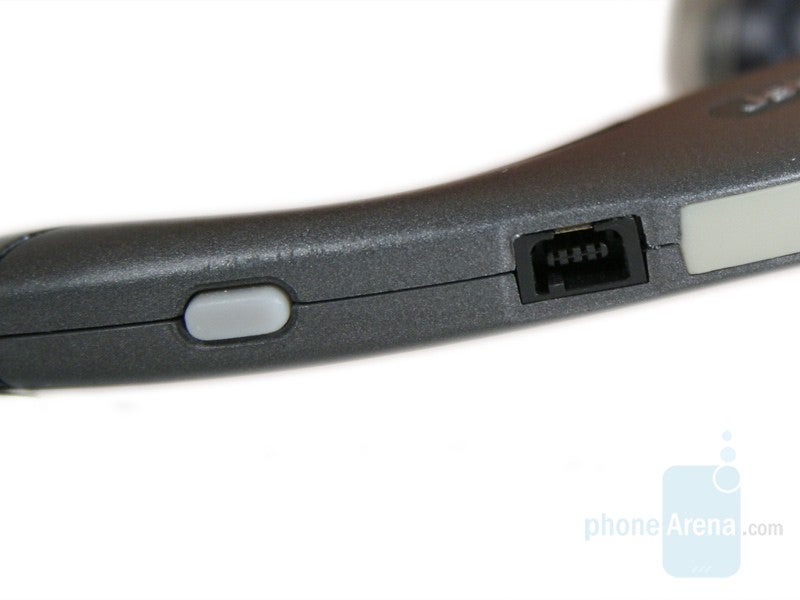 Charger and Calling key - Jabra BT500 Review