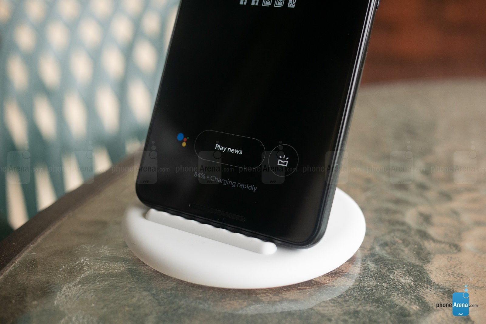 The wireless-charging Pixel Stand - Google Pixel 3 vs Apple iPhone XS