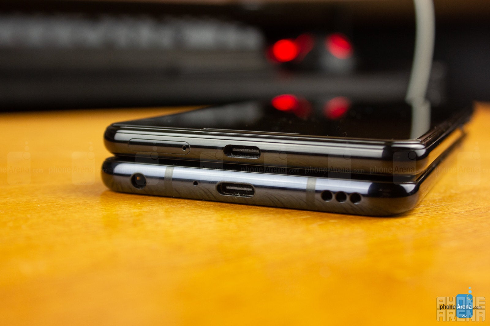 Google Pixel 3 XL vs LG V40 ThinQ