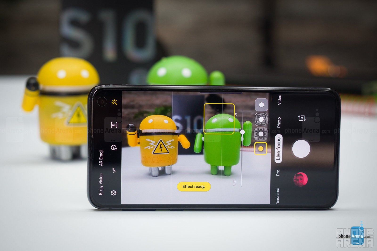 Samsung Galaxy S10e Review