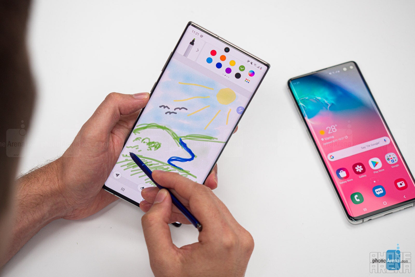 Samsung Galaxy Note 10 vs Galaxy S10+: main differences and new features -  PhoneArena