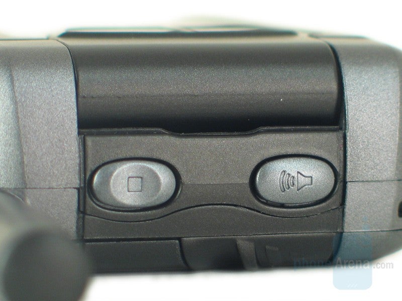 Walkie-Talkie speaker button and a multifunction button - Motorola ic902 Deluxe Review