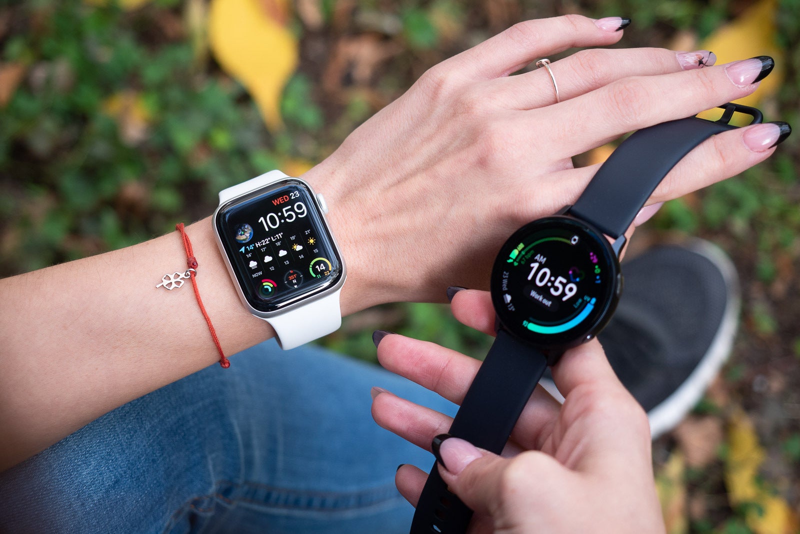 Apple watch vs 2024 galaxy watch active