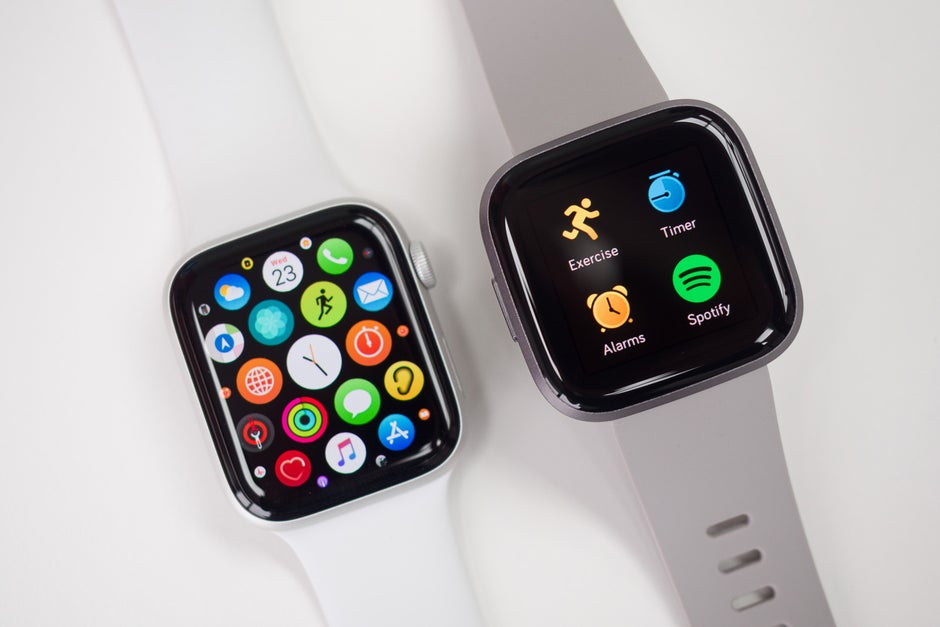 apple 3 watch vs fitbit versa 2
