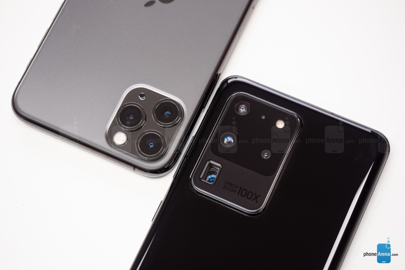 Samsung Galaxy S20 Ultra vs Apple iPhone 11 Pro Max: clash of the titans