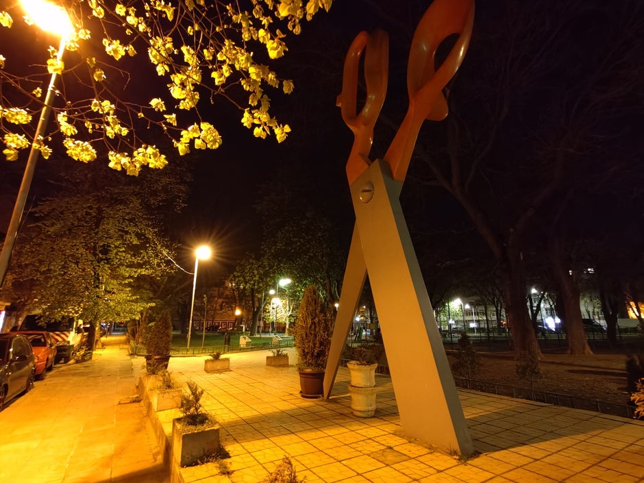 Ultra-wide shots - OnePlus 8 Review