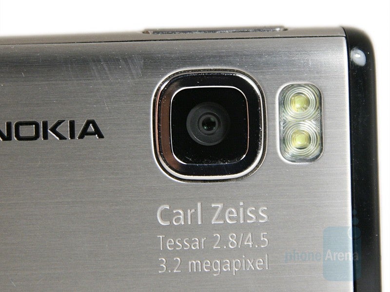 3.2 Megapixel Camera - Nokia 6500 slide Review