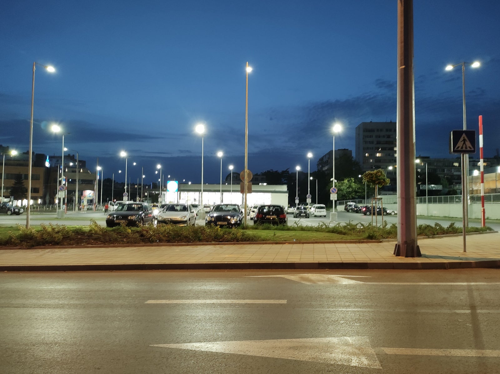 Night vision OFF - Motorola Moto G9 Plus Review