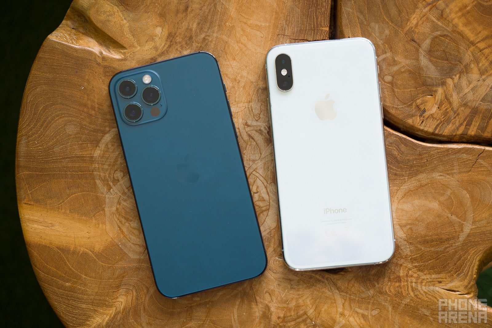 Apple iPhone 12 Pro/Max vs iPhone XS/Max