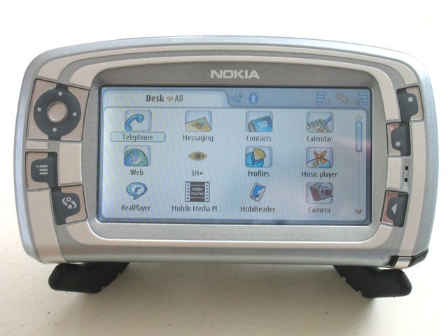 Nokia 7710 review