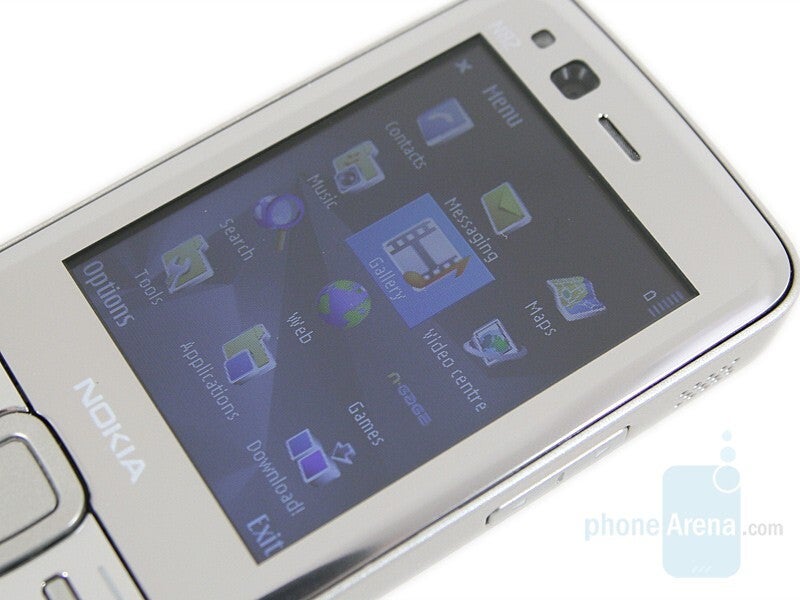 Nokia N82 Review