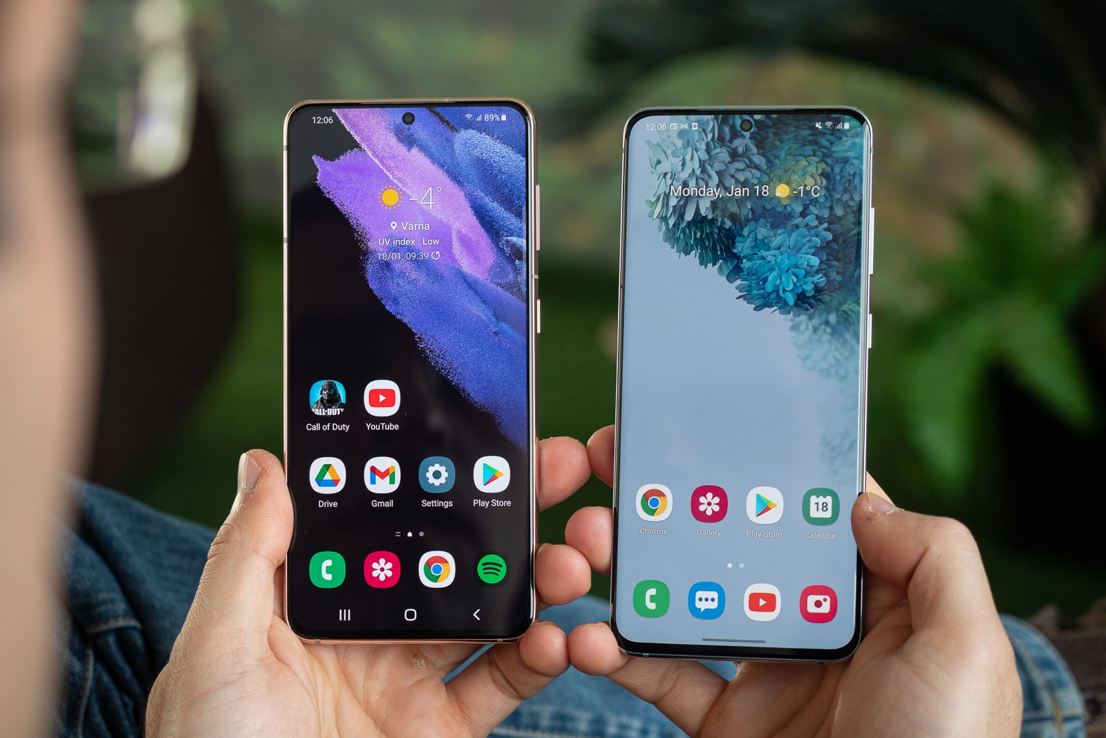 Galaxy S21 (left) vs S20 (right) - Samsung Galaxy S21 vs Galaxy S20