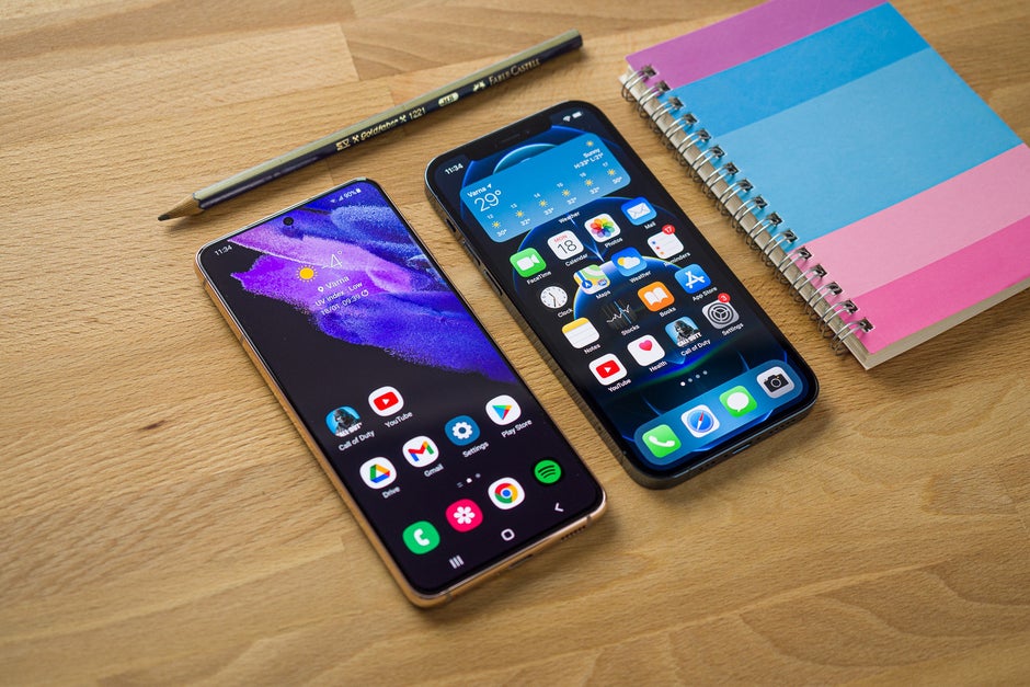 Samsung Galaxy S21 vs Apple iPhone 12 Pro