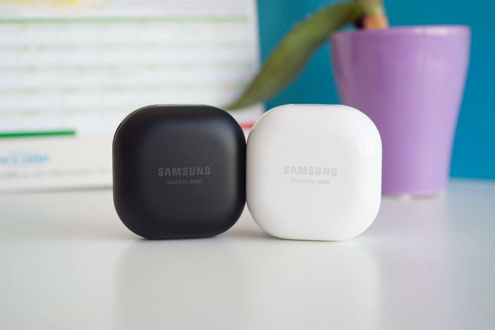 compare samsung buds pro and buds live