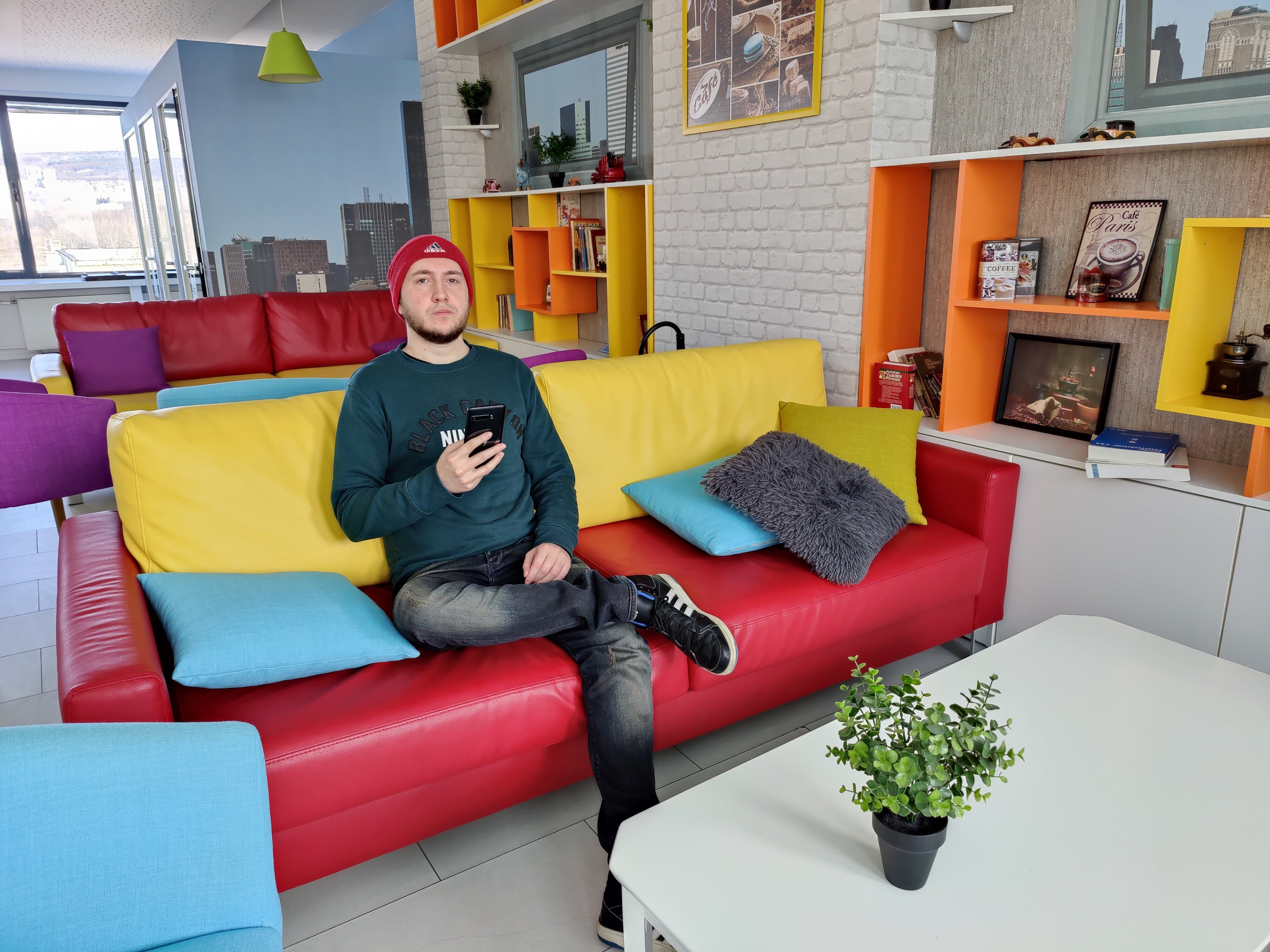 OnePlus 9 main camera - OnePlus 9 vs OnePlus 8T