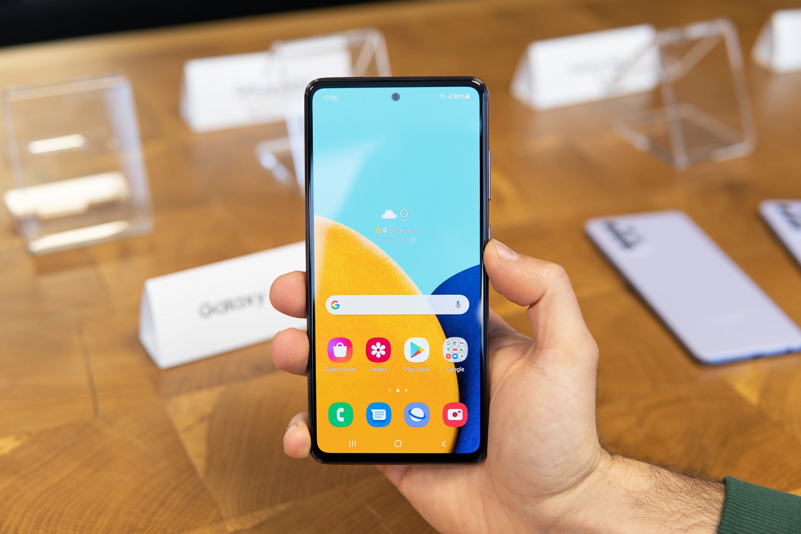 Galaxy A52 - Samsung Galaxy A52 vs Google Pixel 4a 5G