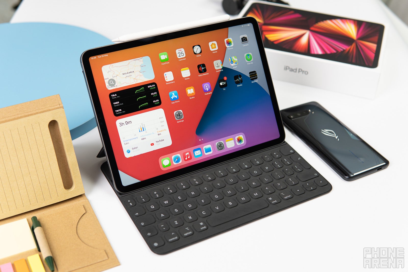 iPad Pro 2021 (11-inch) iPadOS power, - PhoneArena drawbacks Review: M1