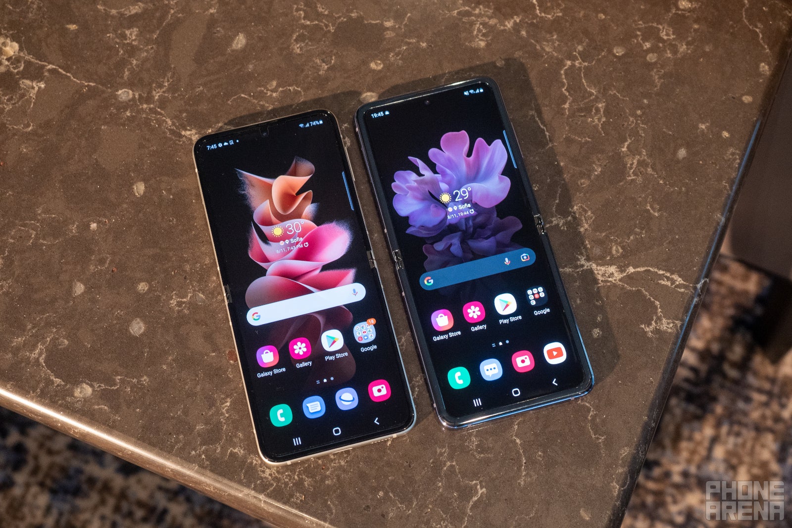 Samsung Galaxy Z Flip 3 vs Z Flip 5G: key differences