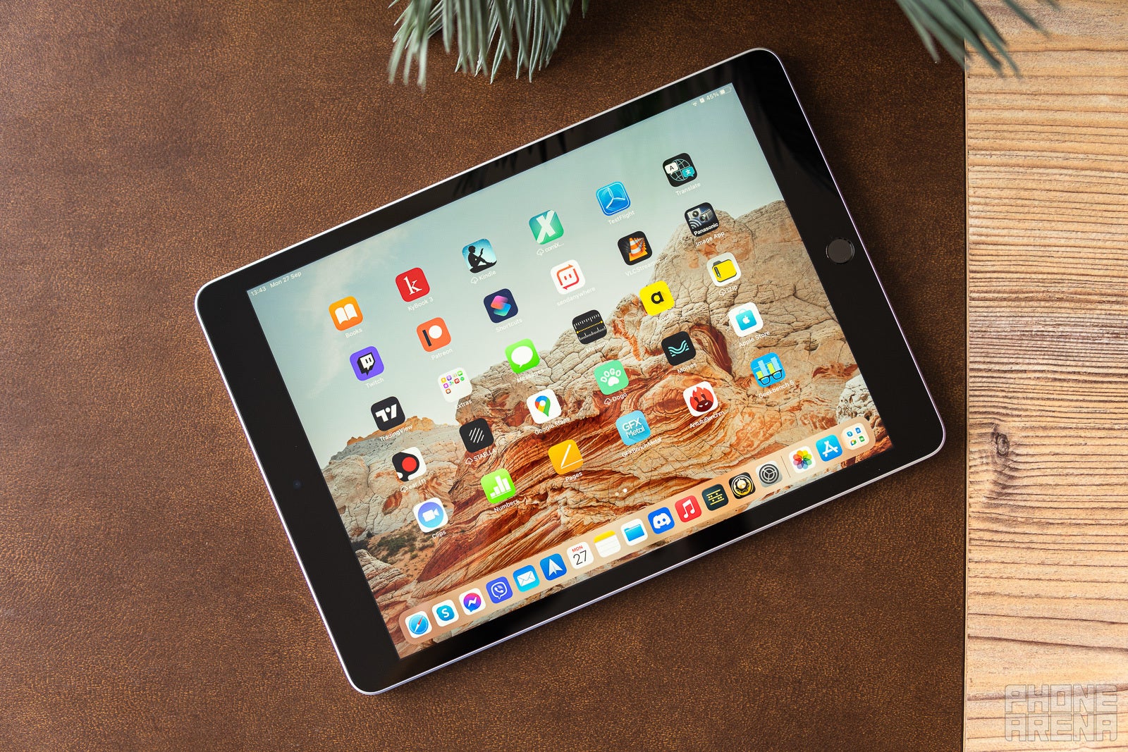 iPad 2021 review: same old, same gold - PhoneArena