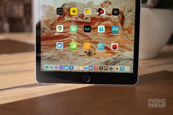 iPad 2021 review: same old, same gold - PhoneArena