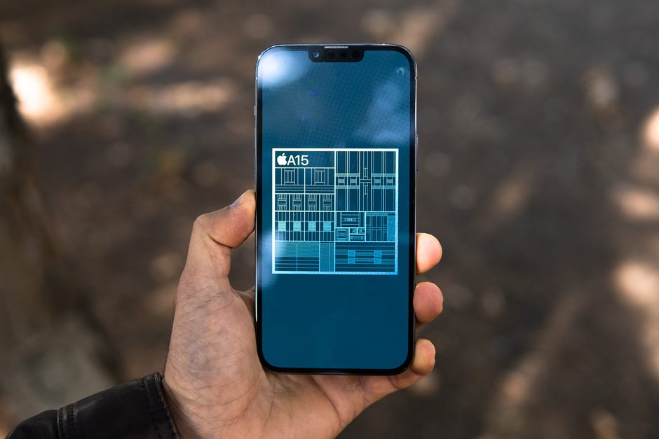 iPhone 13 Pro Max Review: undisputed battery champion