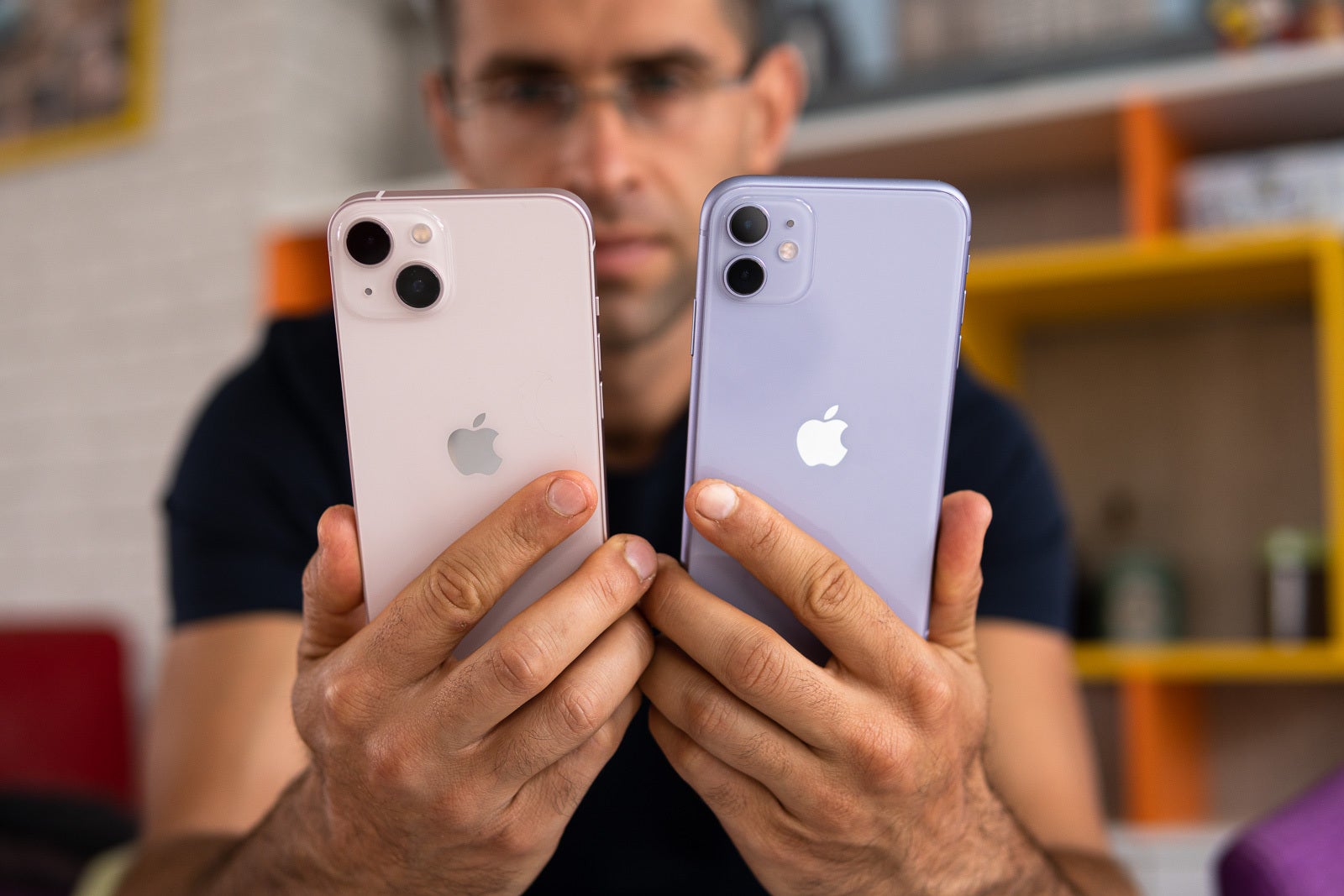 iPhone 13 vs iPhone 13 Pro - PhoneArena