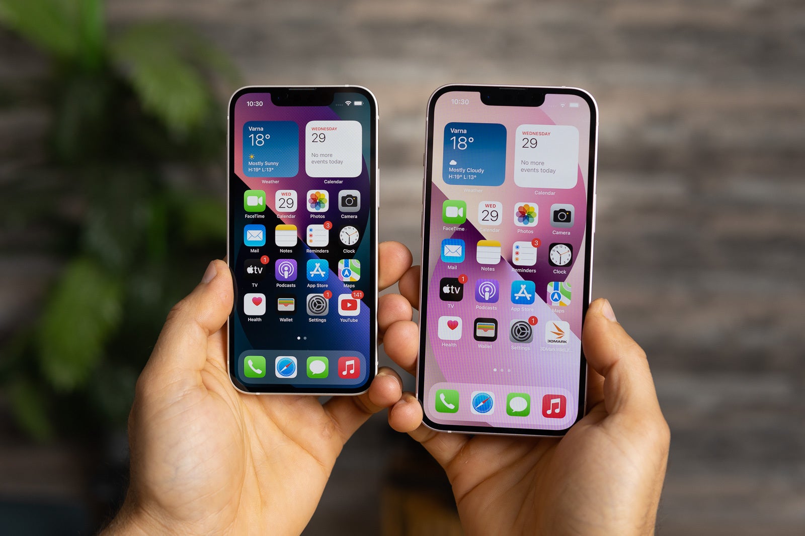 iphone 13 mini vs iphone 11 screen size