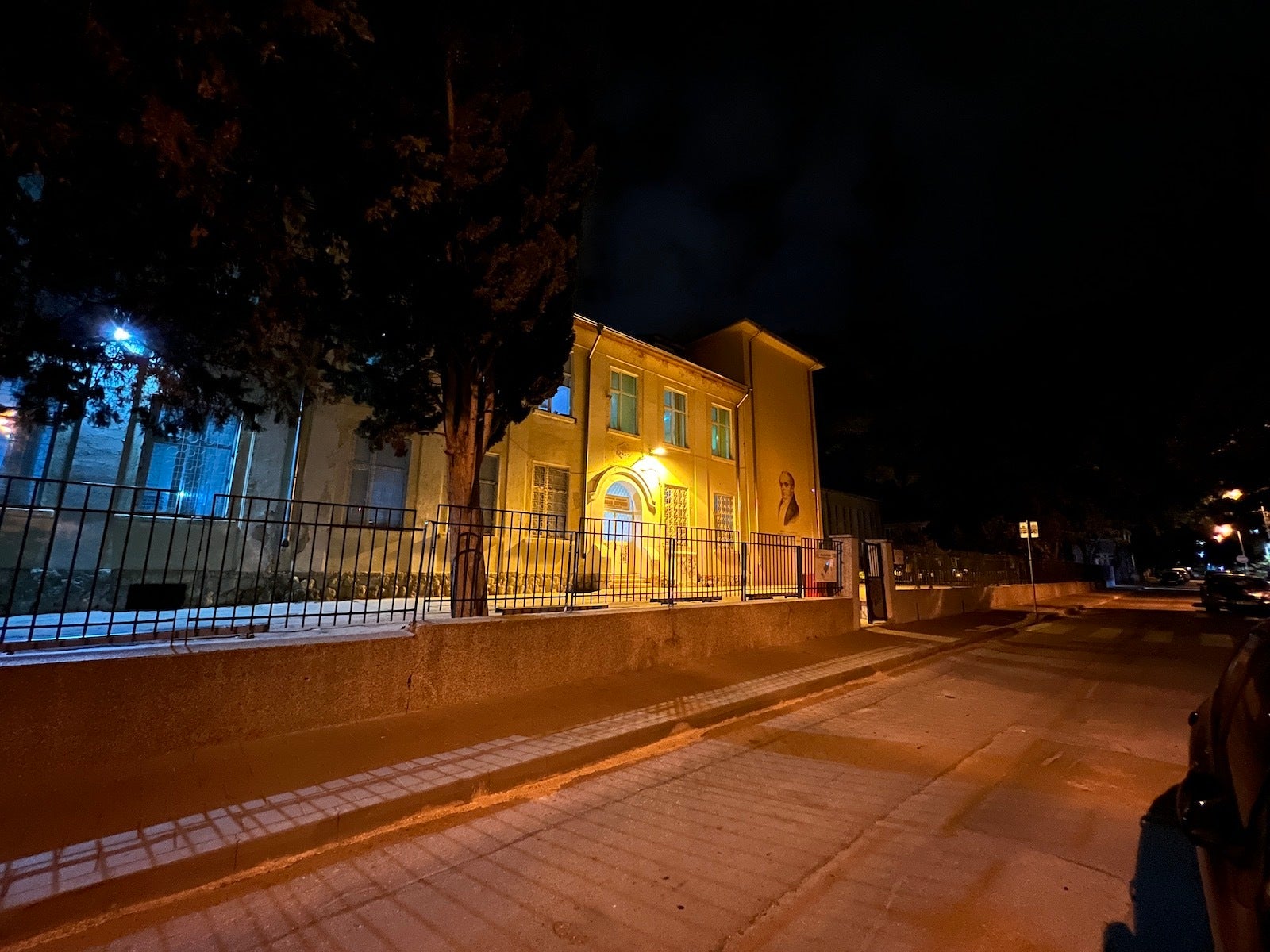 iPhone 13 Pro Max ultrawide - iPhone 13 Pro Max vs Galaxy S21 Ultra