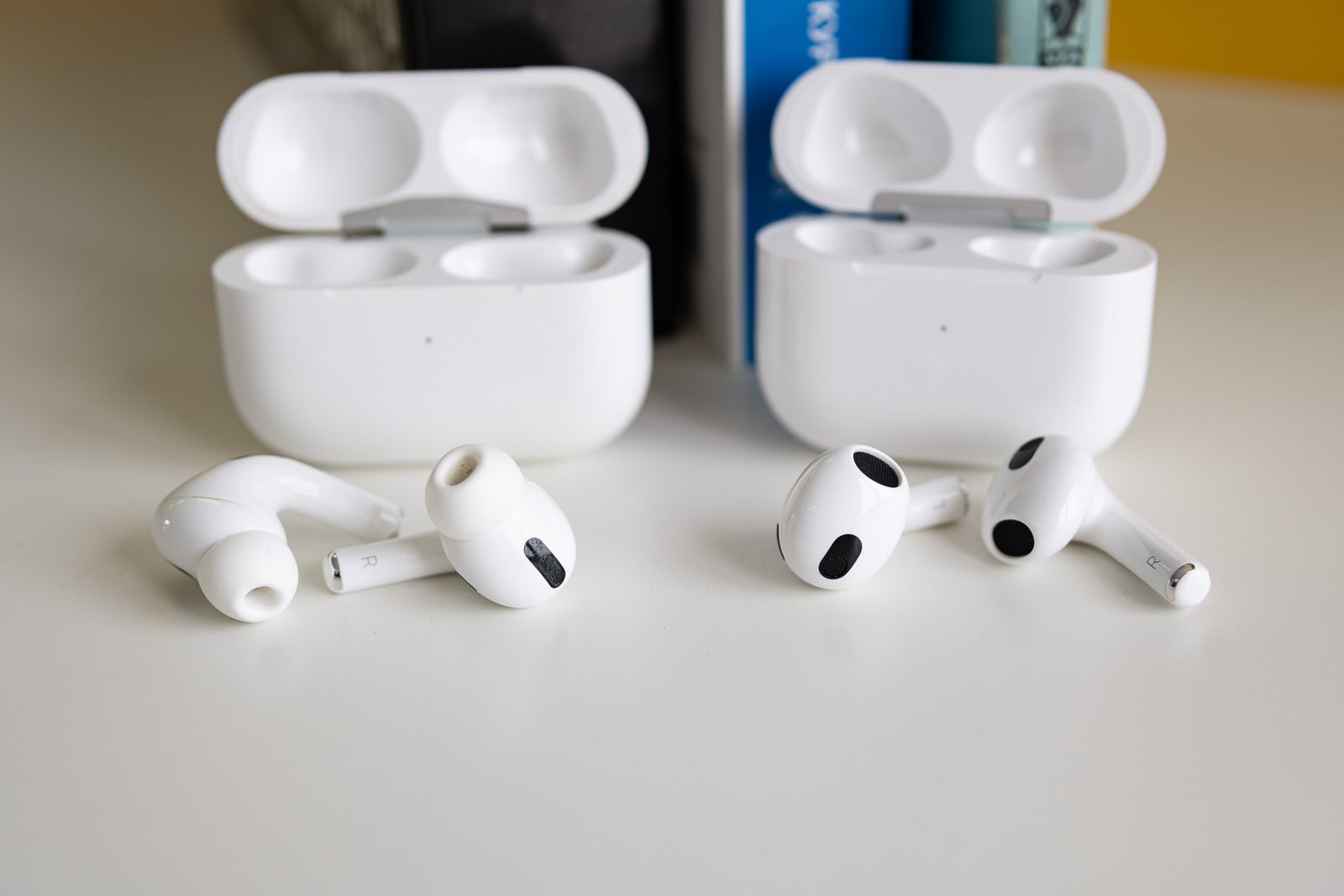 AirPods Pro (left) and AirPods 3 (right) - AirPods 3 vs AirPods Pro: Do you want ANC or not?