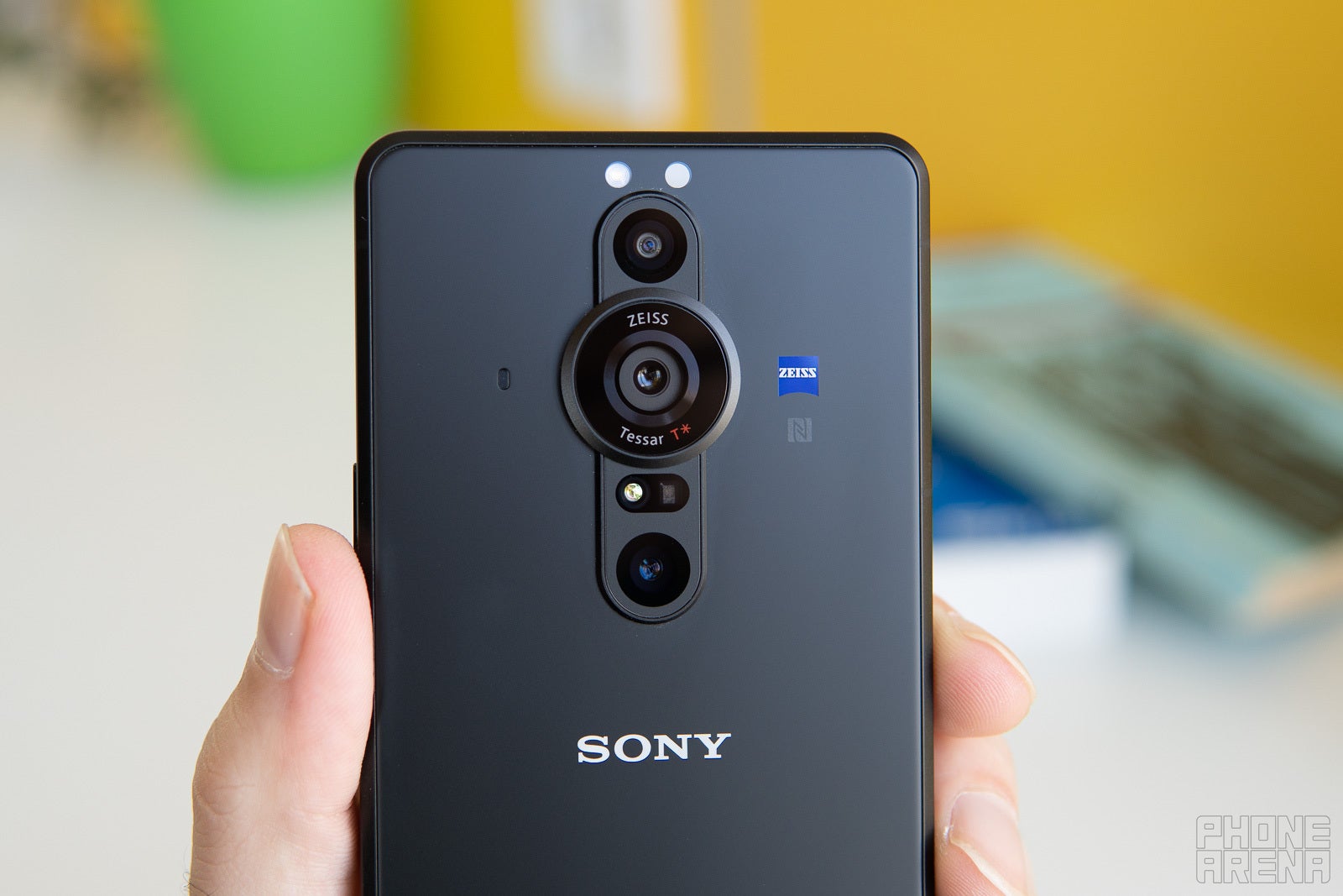 Xperia PRO-I  1.0-type image sensor camera