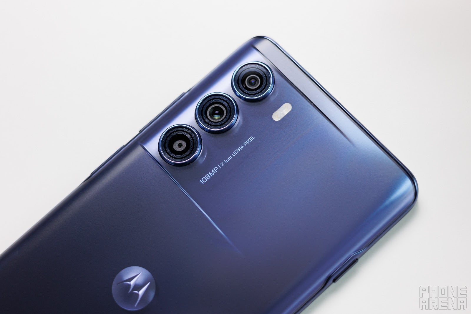 Motorola Edge Plus Review: Surprise of the year - PhoneArena