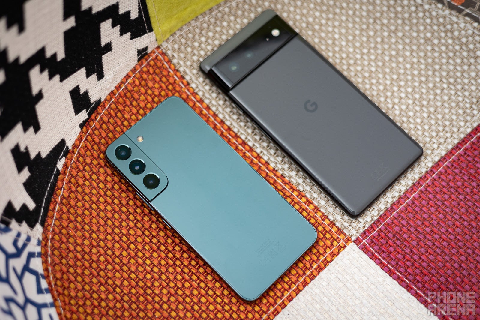 Samsung Galaxy S22 vs Google Pixel 6: Battle of the vanillas