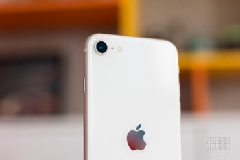 iPhone SE 3 Review: déjà vu - PhoneArena