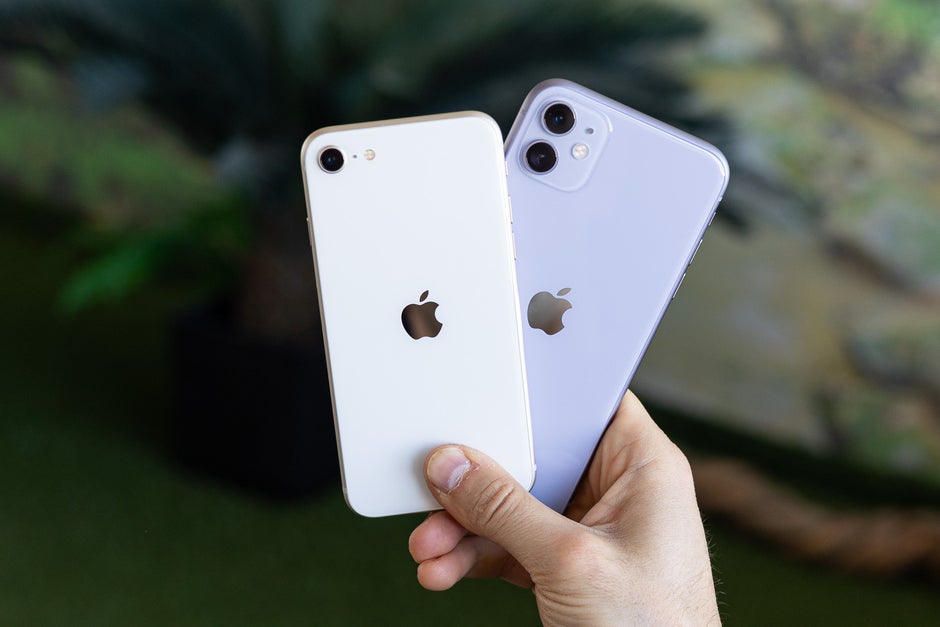 iPhone SE (2022) vs iPhone 11 - PhoneArena