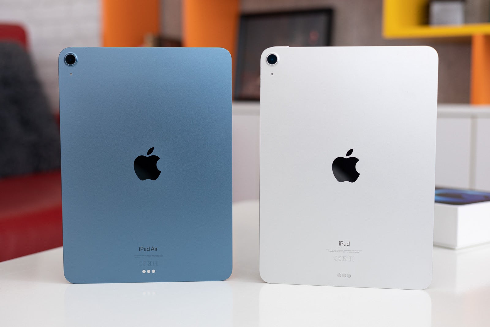 opdagelse pris Rettsmedicin iPad Air 5 vs iPad Air 4: It's what's on the inside that counts - PhoneArena