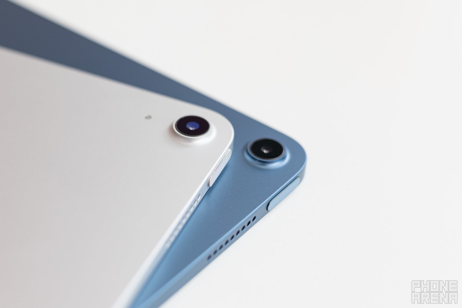 iPad Air 5 vs iPad Air 4: It&#039;s what&#039;s on the inside that counts