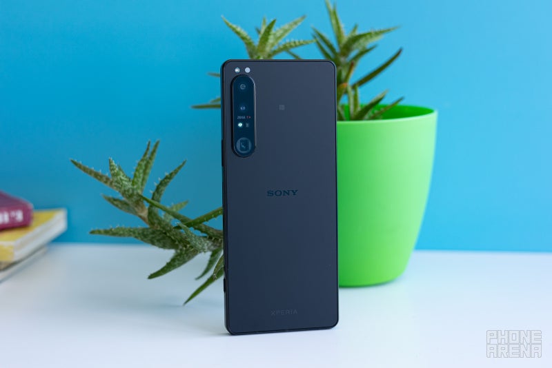 Sony Xperia 1 IV review: unapologetically Sony