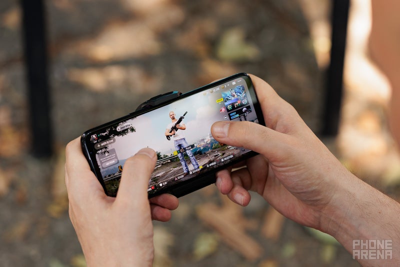 Asus ROG Phone 6 Pro review: gaming, supercharged