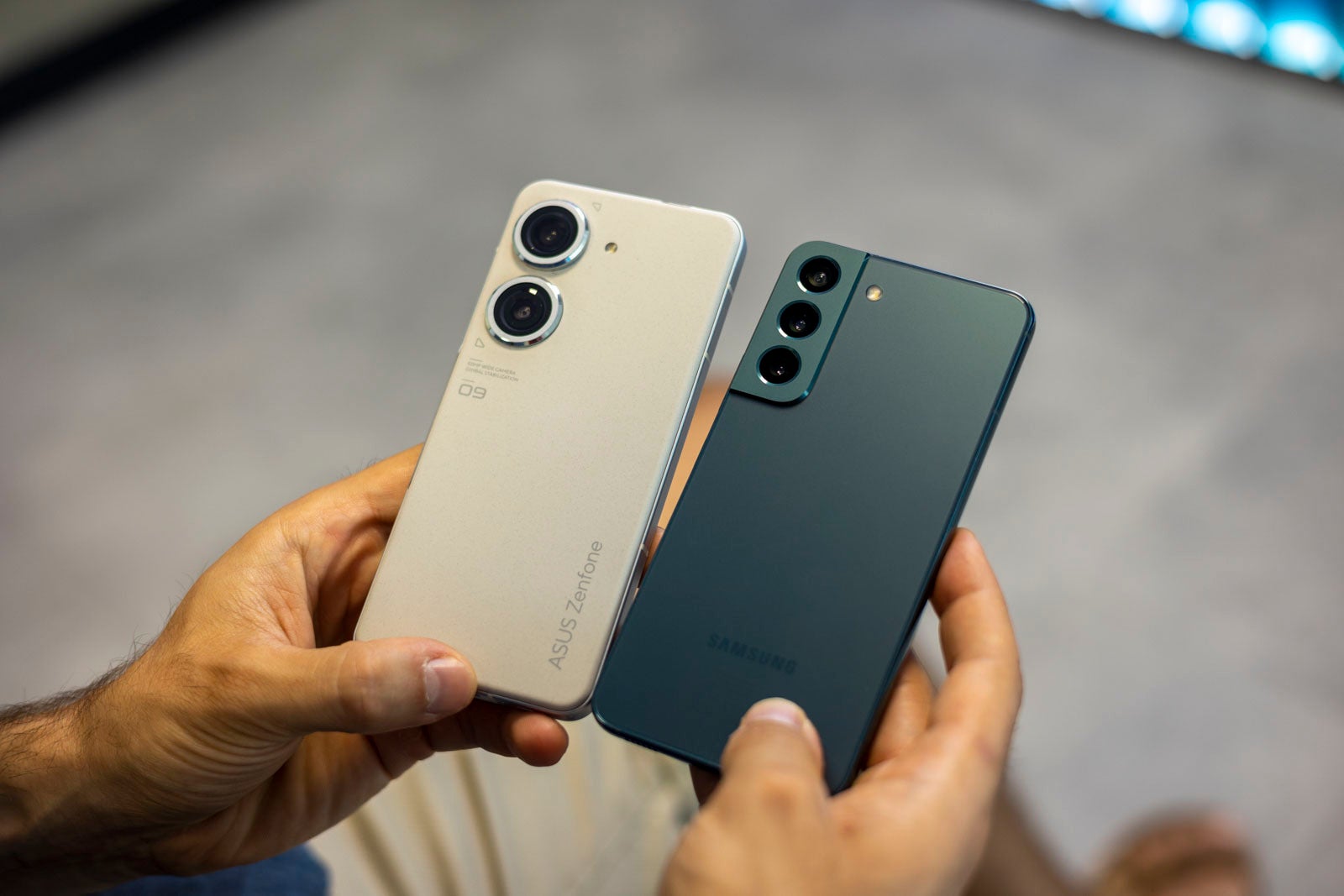Asus Zenfone 9 vs Samsung Galaxy S22: which one is the best &quot;mini&quot; Android?