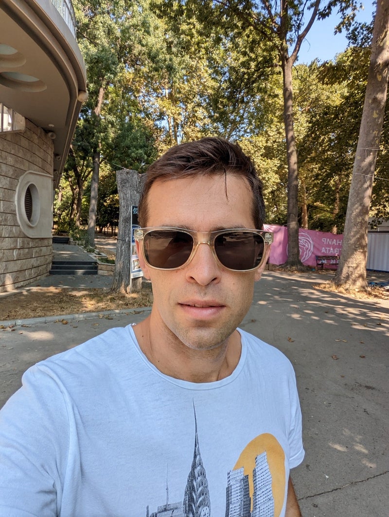 Pixel 6 selfie camera