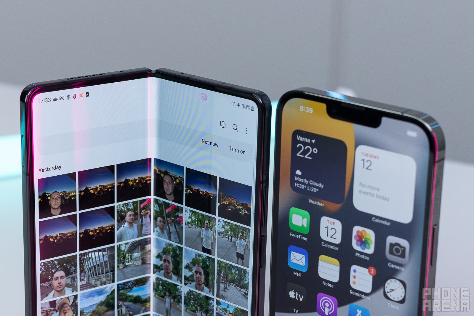 iPhone 13 Pro Max x Samsumg Galaxy Z Fold3: qual melhor top de linha?