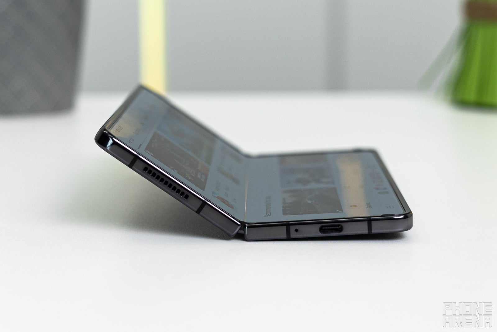 (Image by PhoneArena) Galaxy Z Fold 4 - hinge - Galaxy Z Fold 4 review: key advantages
