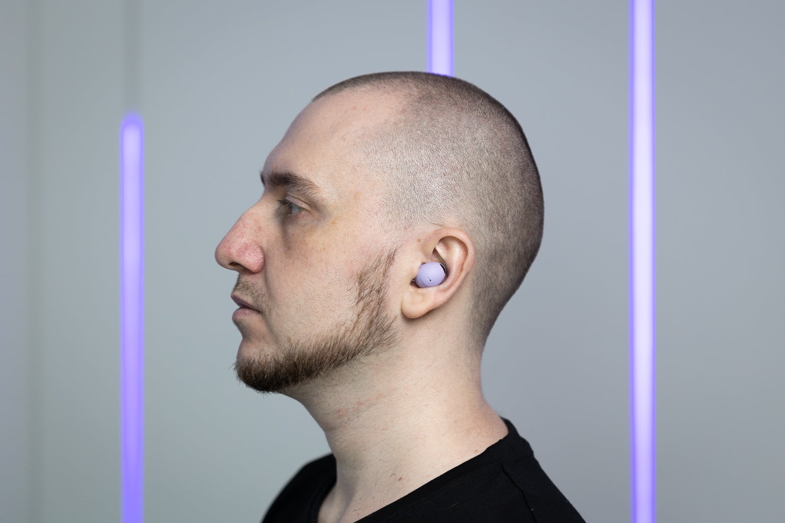 how-to-wear-galaxy-buds-live-correctly-to-get-the-best-sound-quality