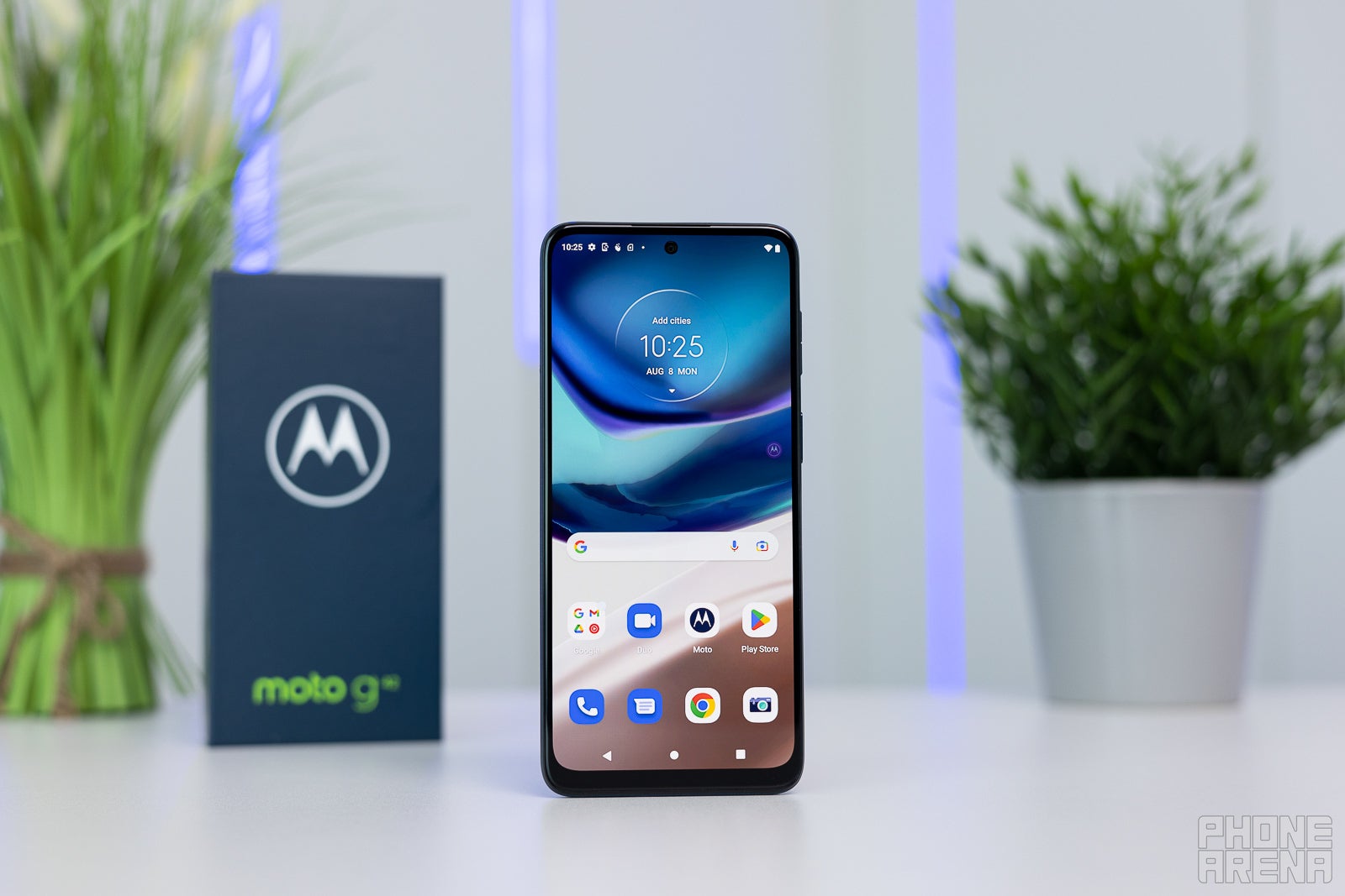 (Image credit - PhoneArena) Moto G42 display - Motorola Moto G42 review