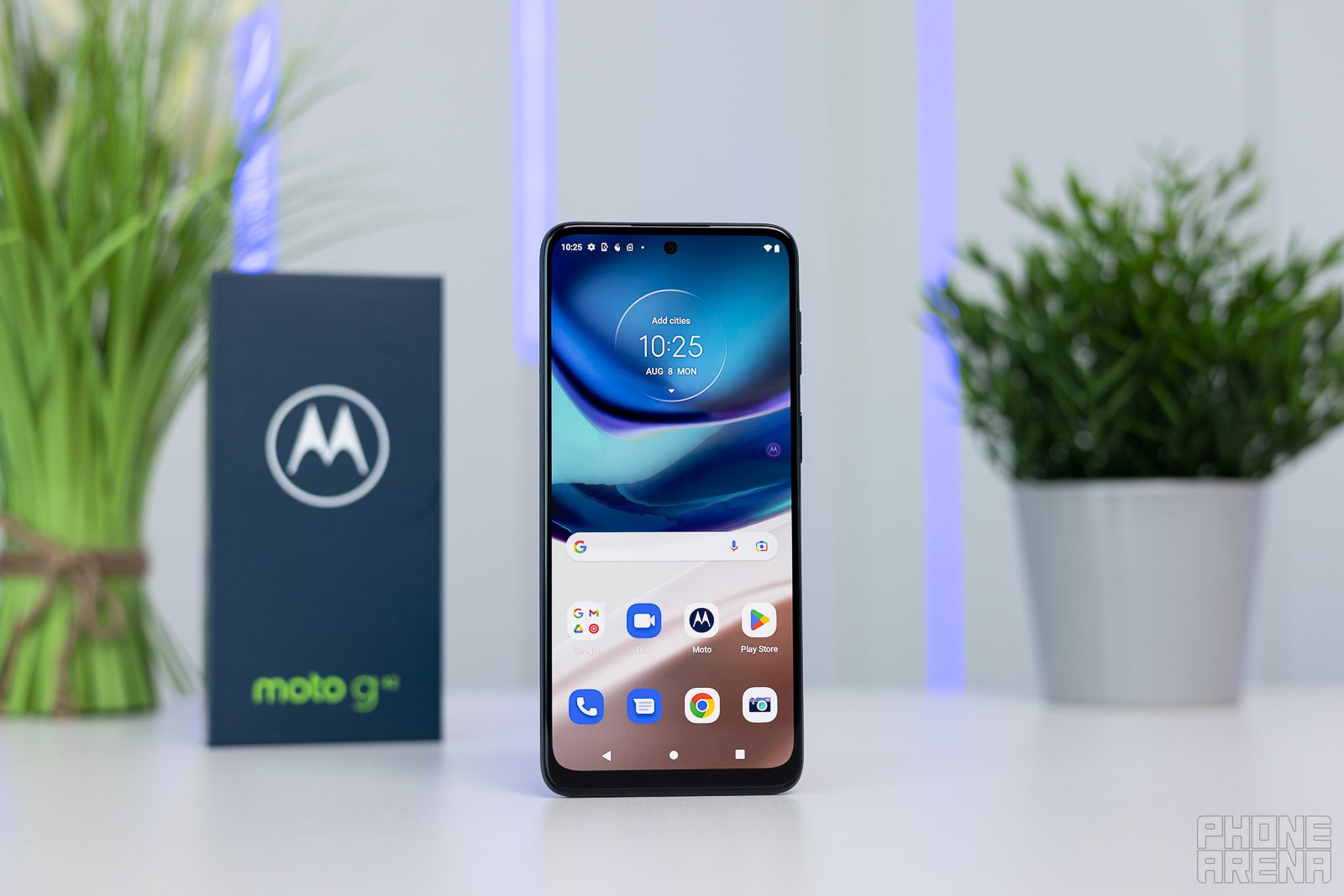 (Image credit - PhoneArena) Moto G42 display - Motorola Moto G42 review
